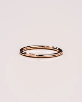 CLASSIC PLAIN GOLD WEDDING BAND