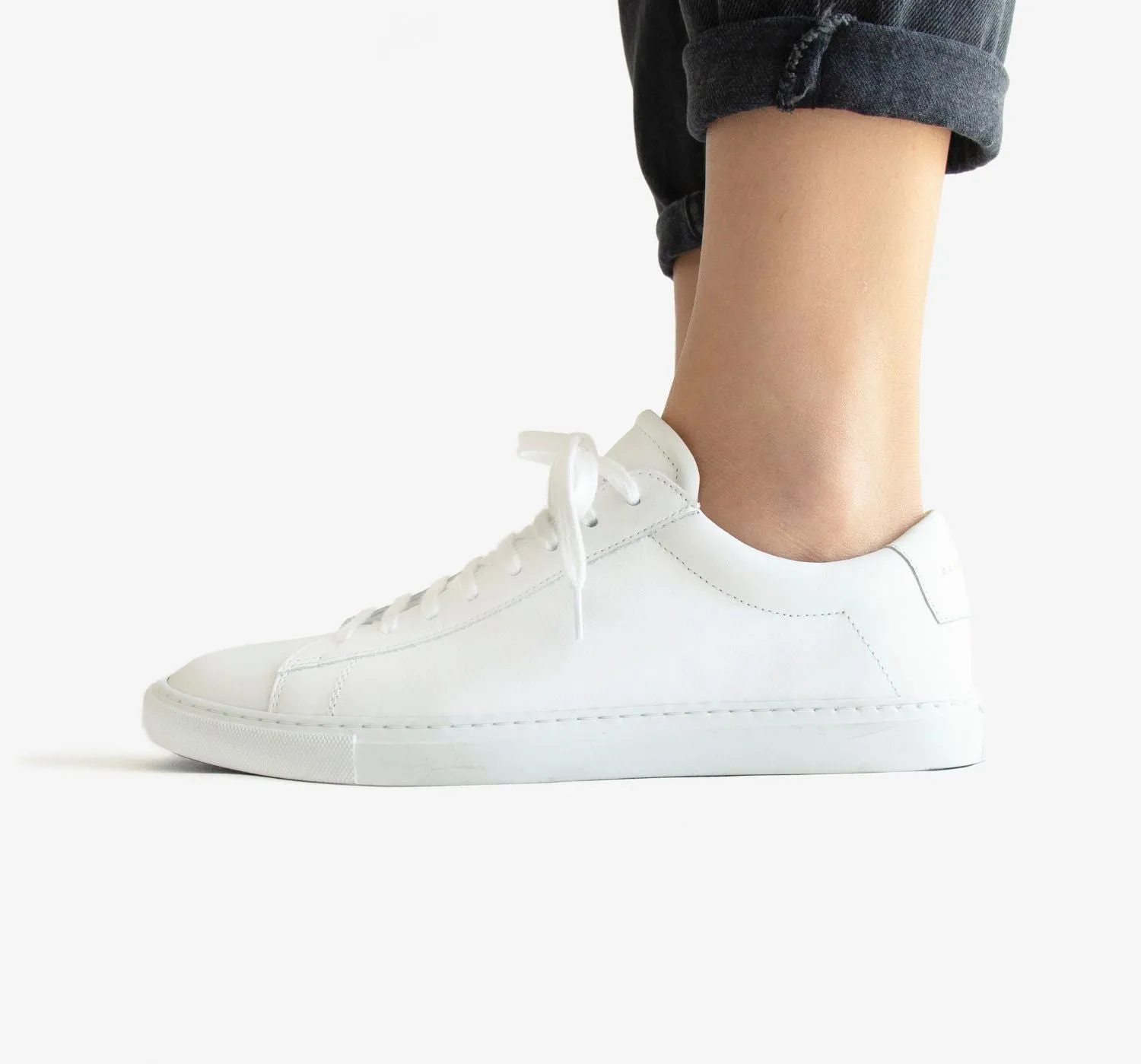 Low 1 | White