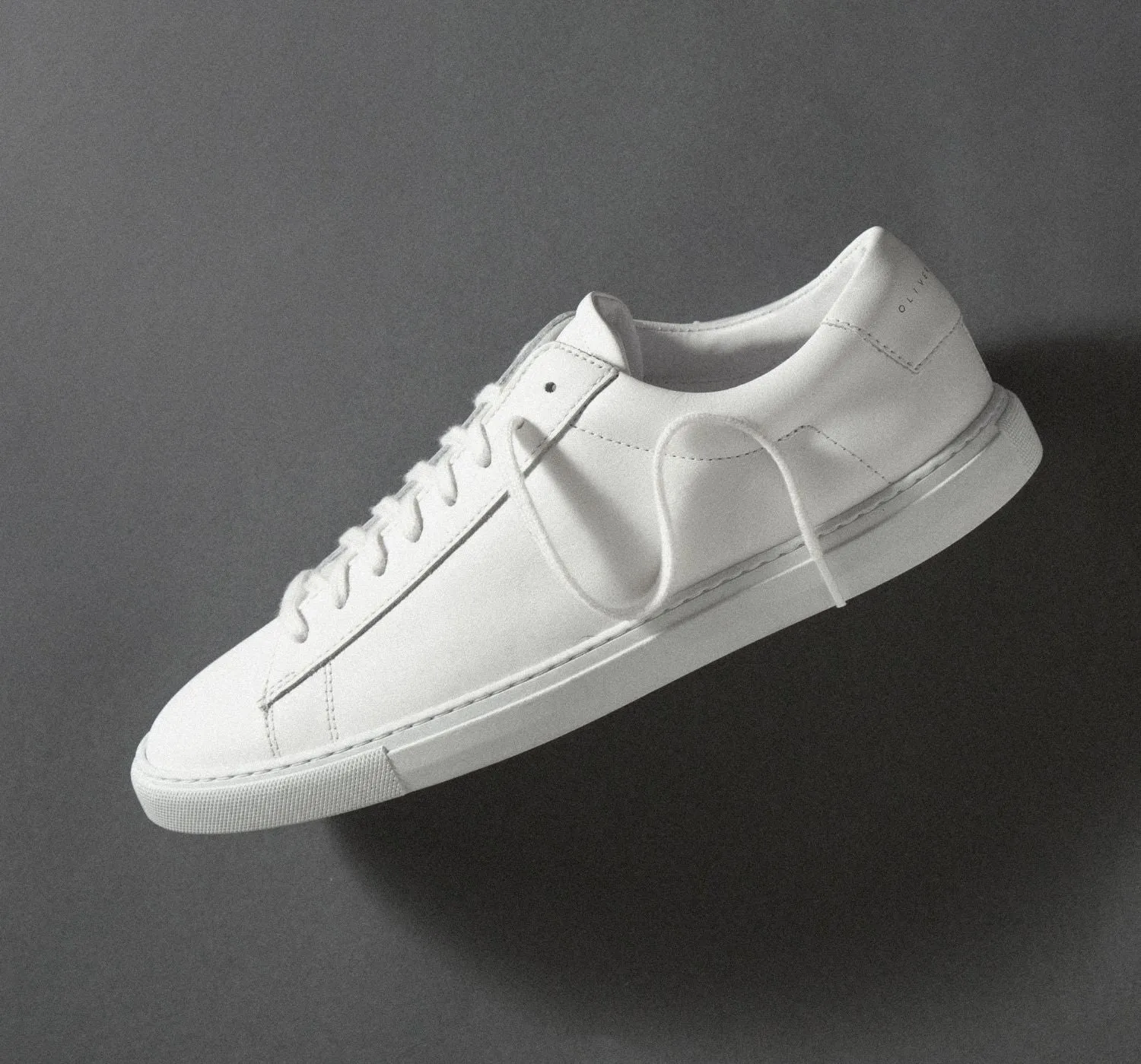 Low 1 | White