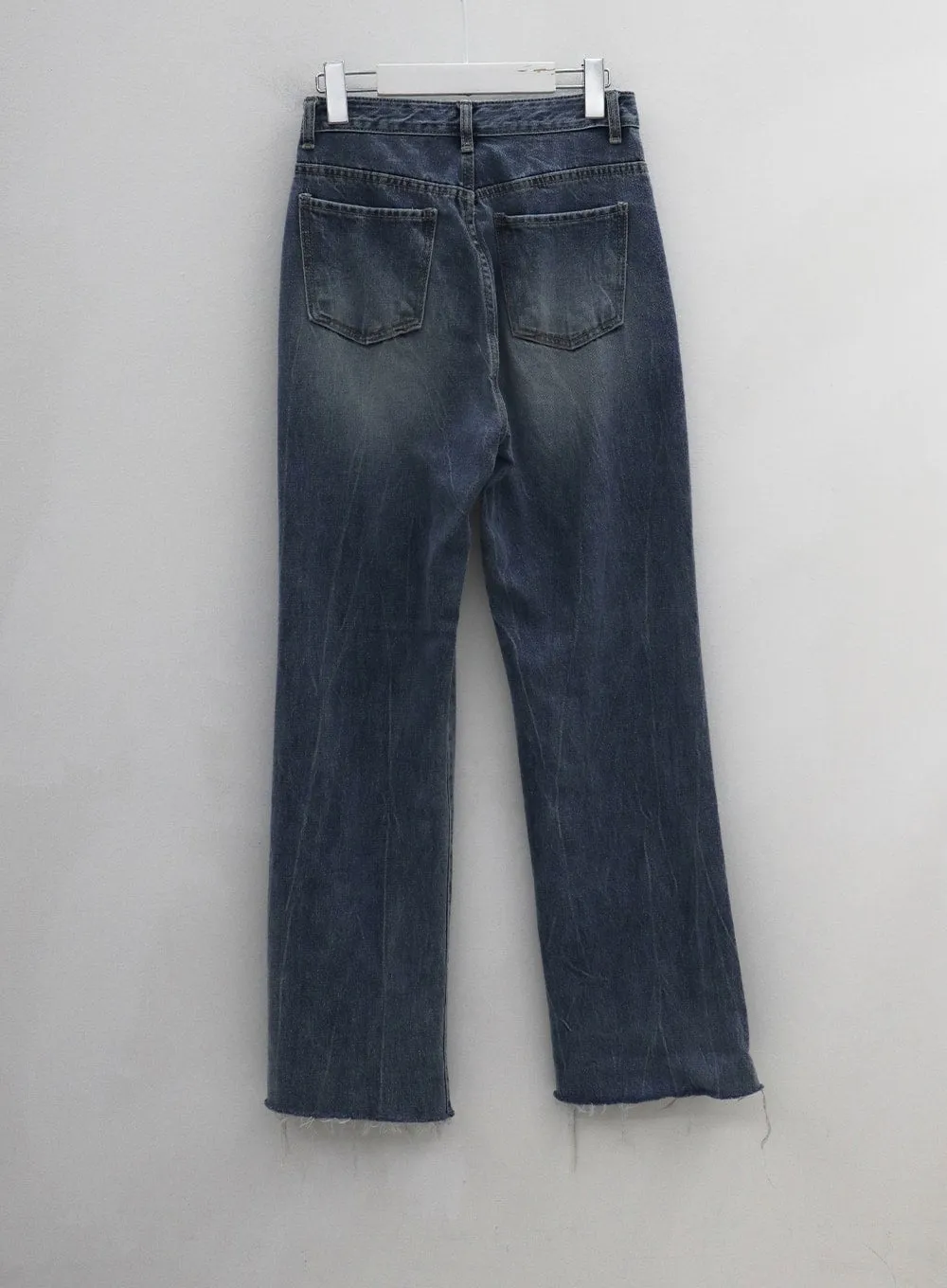 Vintage Cutted Hem Straight Fit Jeans BG19